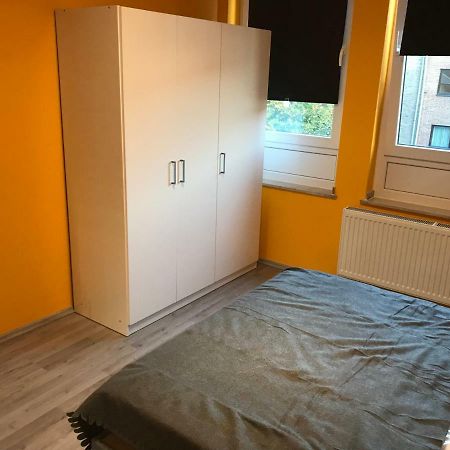 Top Appartement, Mit Messe Und Flughafen Nahe Dusseldorf Luaran gambar