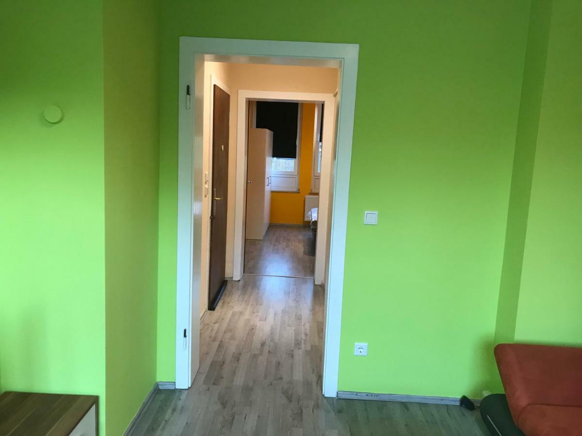 Top Appartement, Mit Messe Und Flughafen Nahe Dusseldorf Luaran gambar