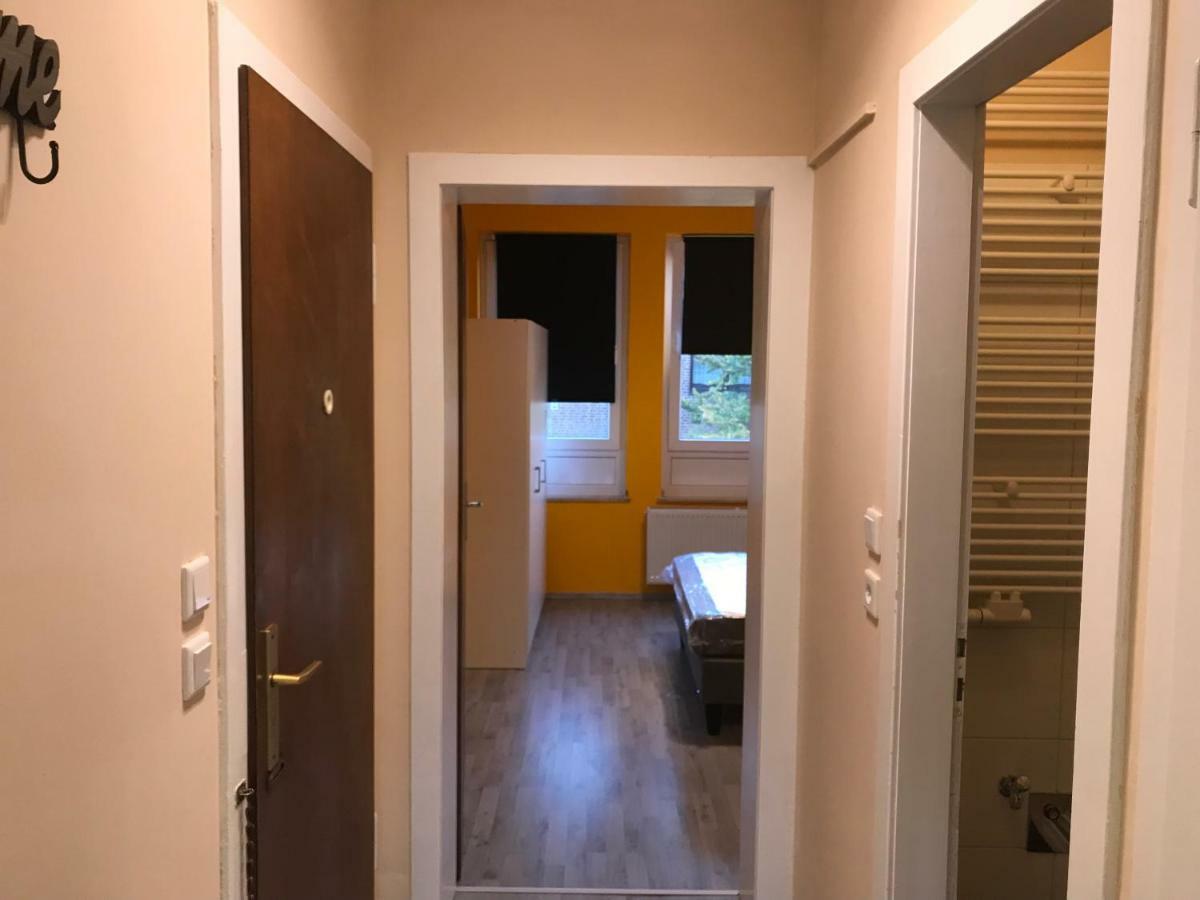 Top Appartement, Mit Messe Und Flughafen Nahe Dusseldorf Luaran gambar